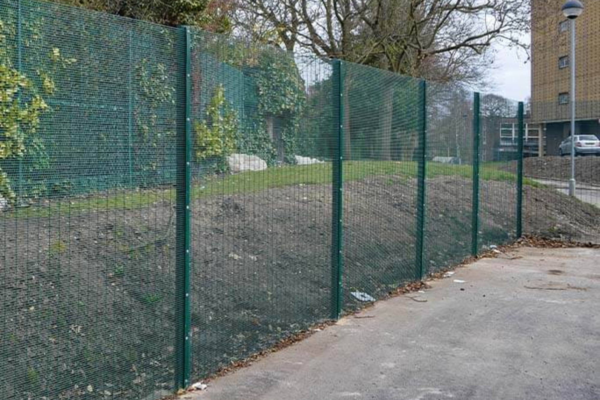 Commercial Fence Installation | Thomas Fencing Experts